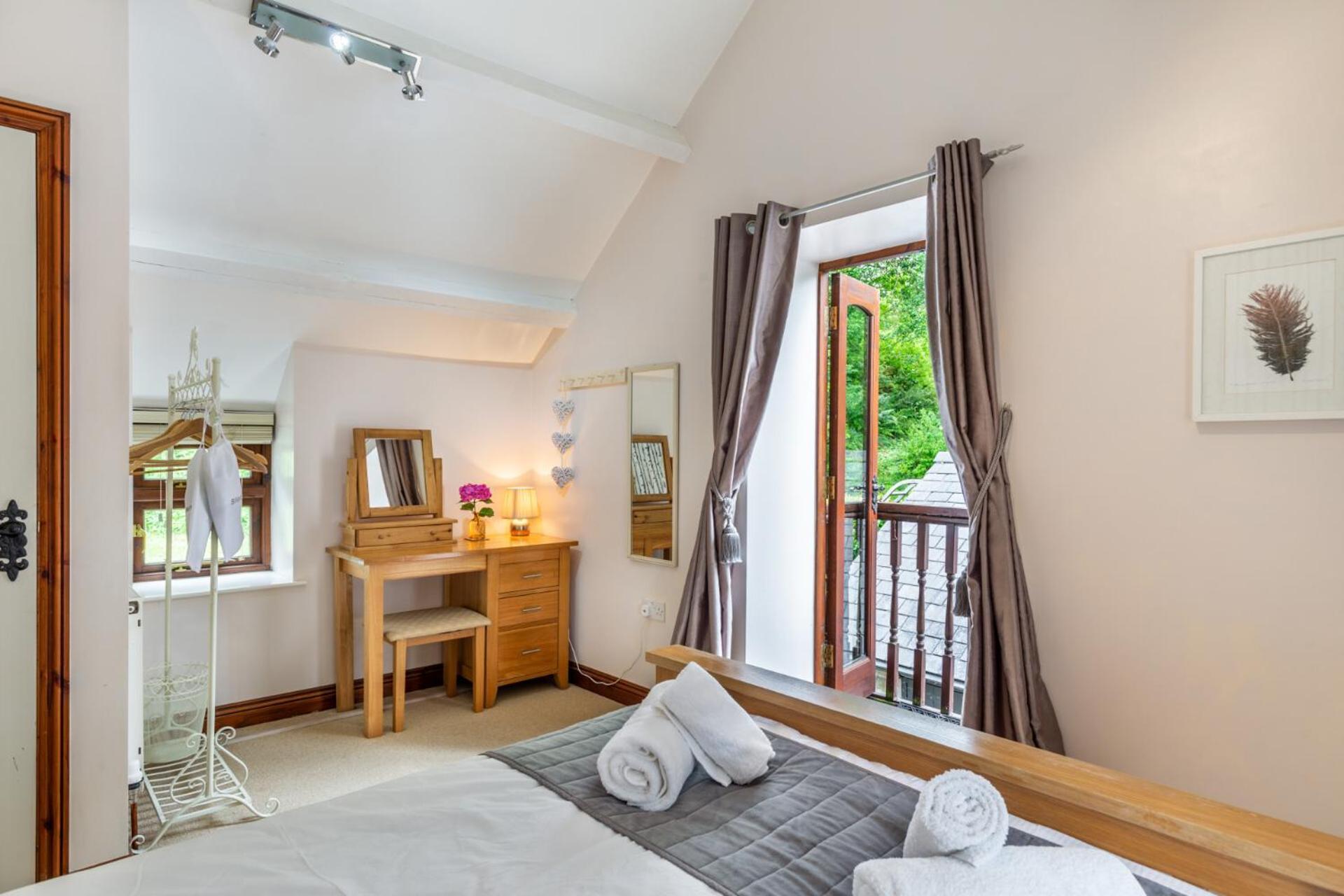 Petrock Holiday Cottages Newton Saint Petrock Exteriör bild